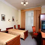 Hotel & Residence Royal Standard
